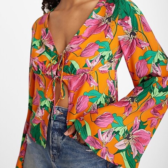 Express Floral V-neck Kimono Sleeve Double Tie Front Top - Picture 3 of 15